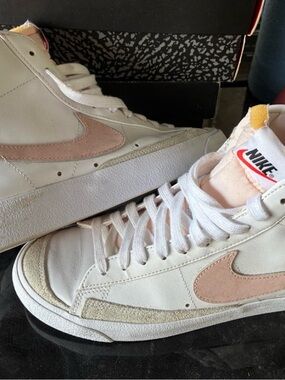 Nike White & Blush Pink Mid-Top Sneakers